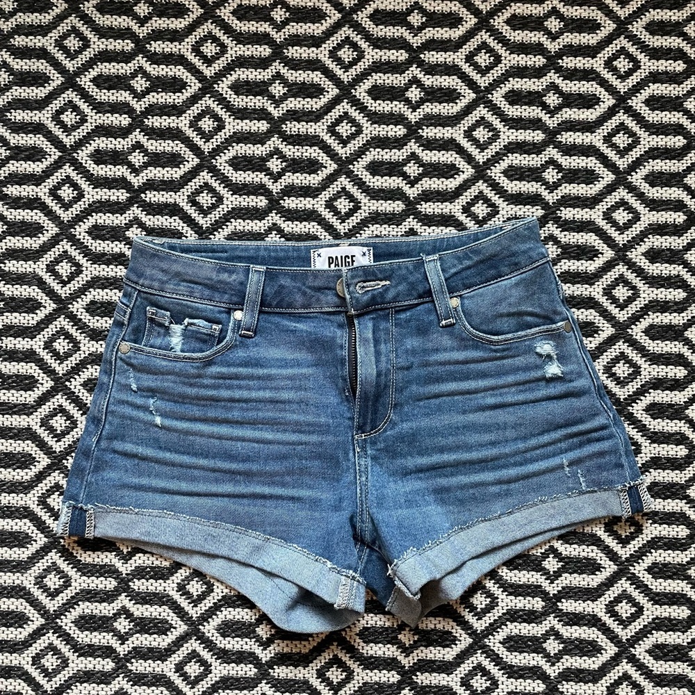 Paige Jimmy Jimmy Shorts Size 24 NWOT
